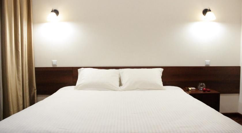Brown Hotel Astana Zewnętrze zdjęcie