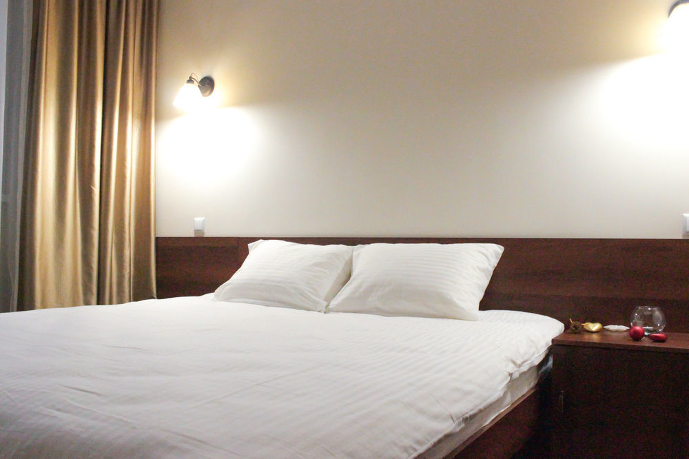 Brown Hotel Astana Zewnętrze zdjęcie