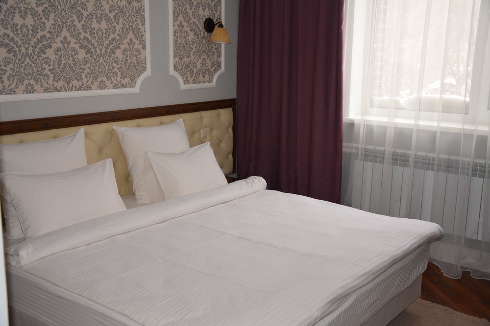 Brown Hotel Astana Zewnętrze zdjęcie