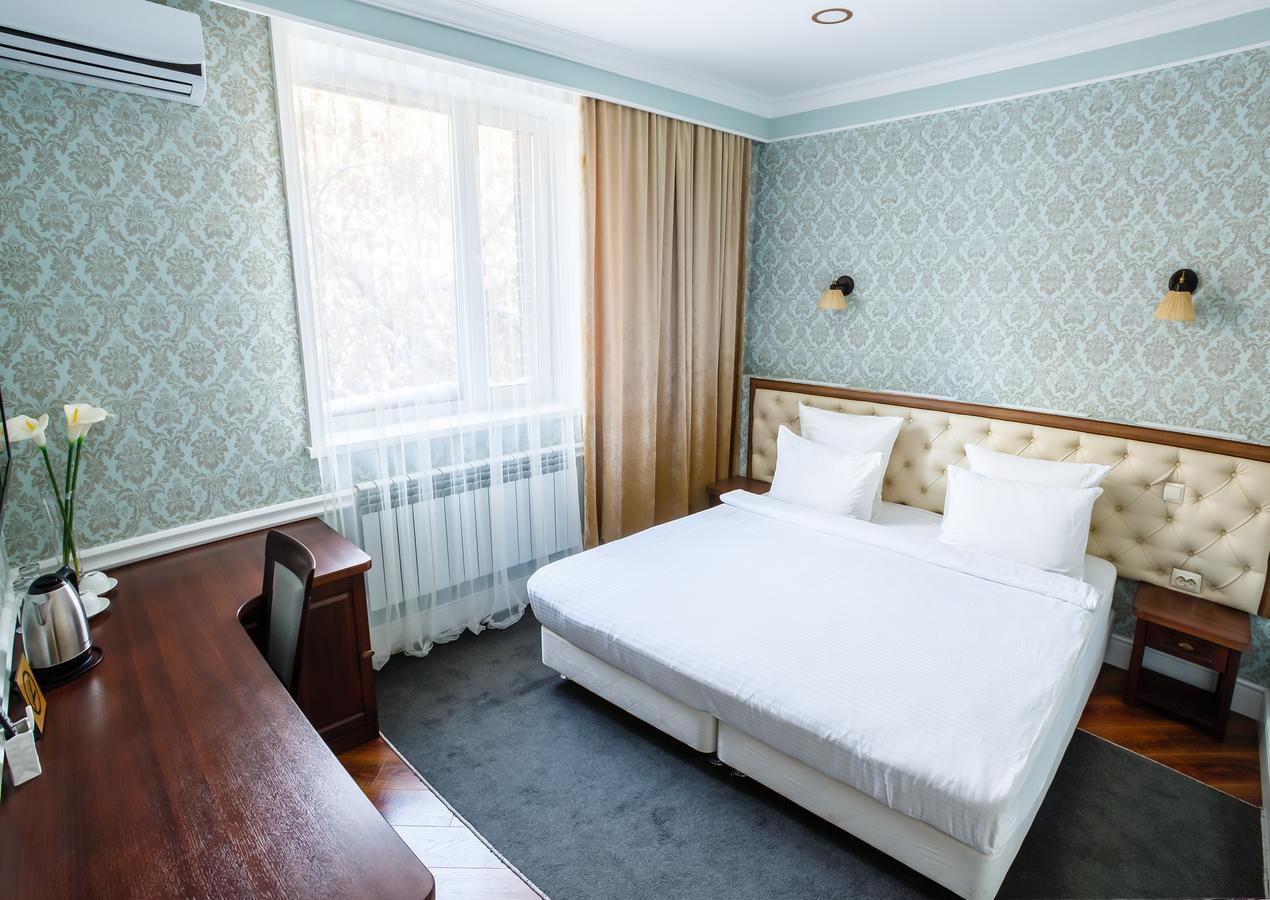 Brown Hotel Astana Zewnętrze zdjęcie