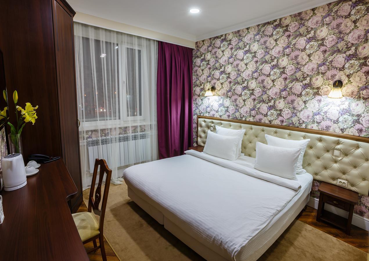 Brown Hotel Astana Zewnętrze zdjęcie
